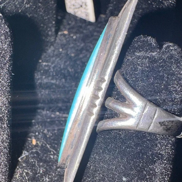 Turquoise Oval Silver Ring